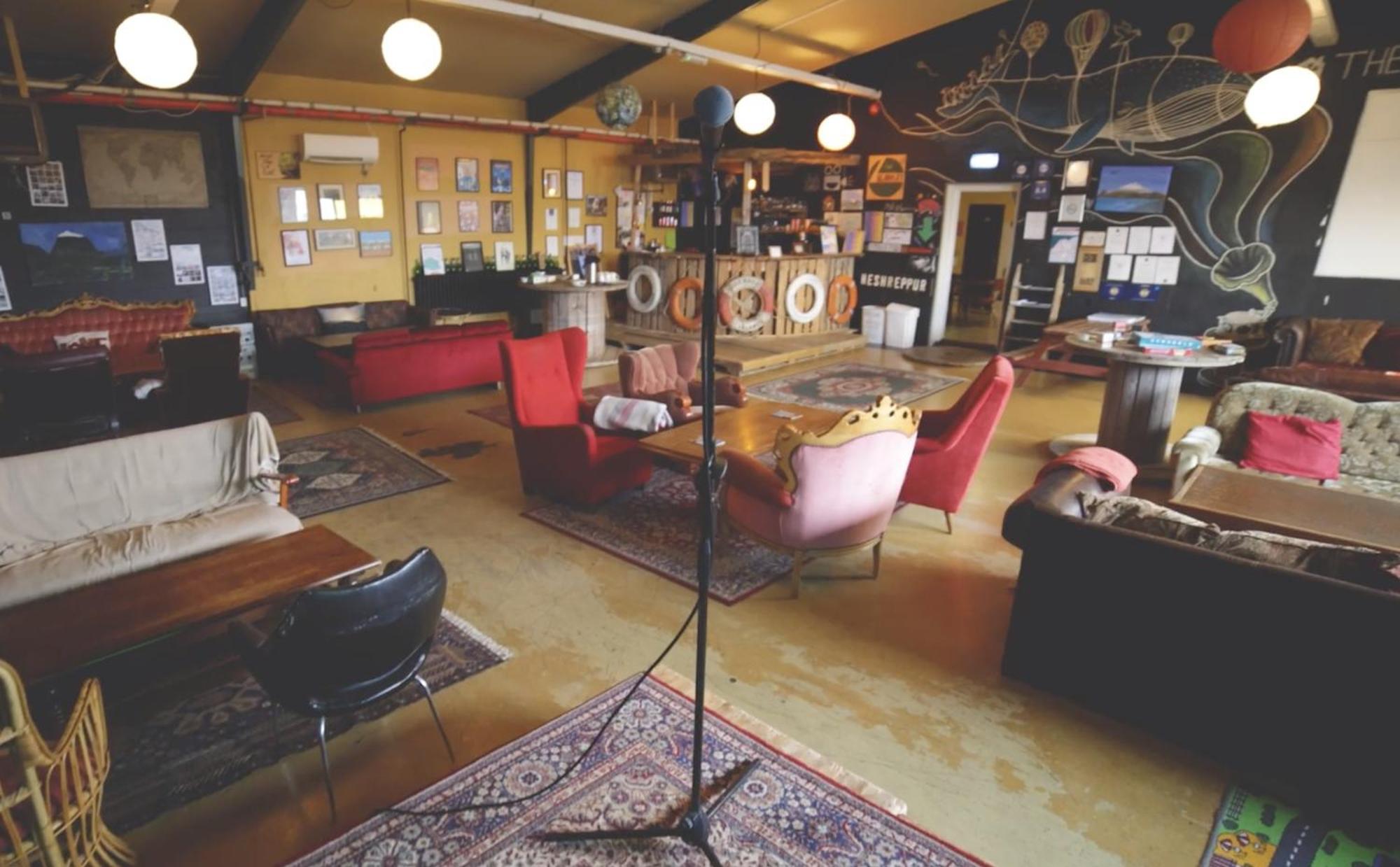 The Freezer Hostel&Culture Center Hellissandur Buitenkant foto
