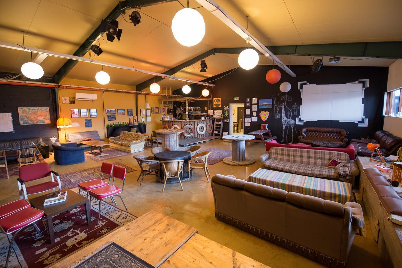 The Freezer Hostel&Culture Center Hellissandur Buitenkant foto